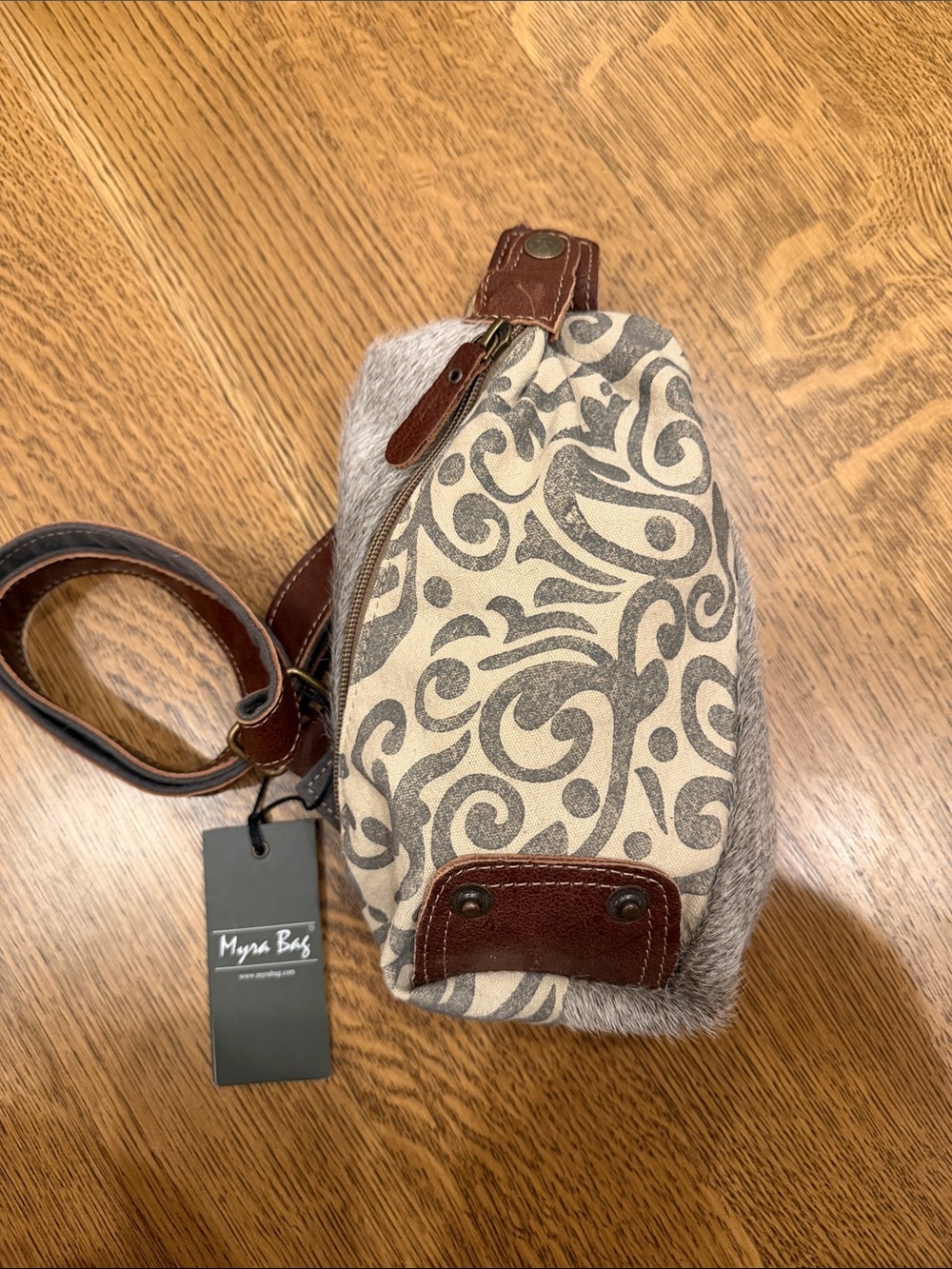 Myra Bag Cream & Brown Patterned Cosmetic Pouch